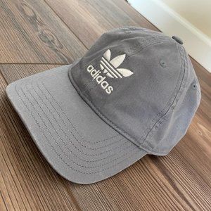 Womens Adidas Hat 🧢